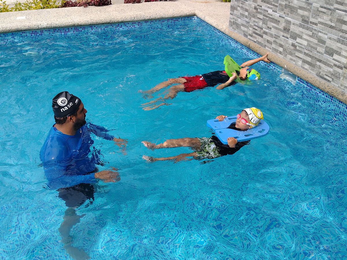 Tabla y Collarín Tritón para Natación y Aquafitness